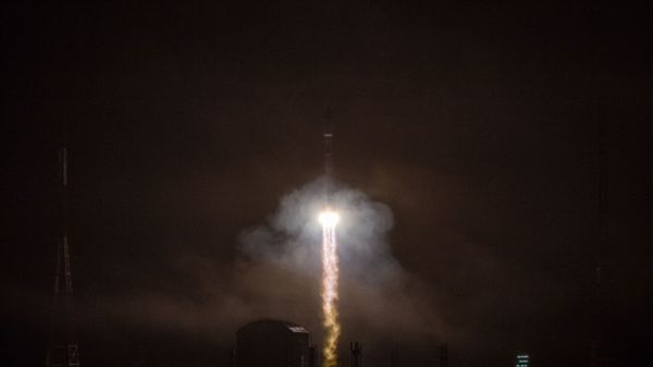 Launch of the Soyuz-2.1b carrier rocket with the Fregat upper stage and 36 new OneWeb spacecraft as part of mission 47 from the Vostochny cosmodrome - Sputnik International