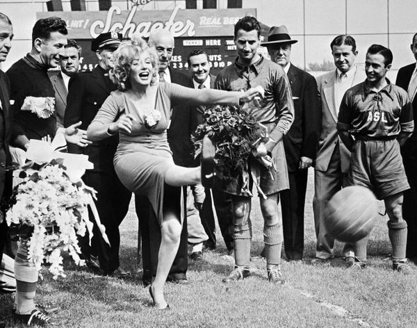 Marilyn Monroe 95th Birth Anniversary - Stunning Images of Blonde Bombshell Marilyn Monroe 95th Birth Anniversary - Stunning Images of Blonde Bombshell - Sputnik International