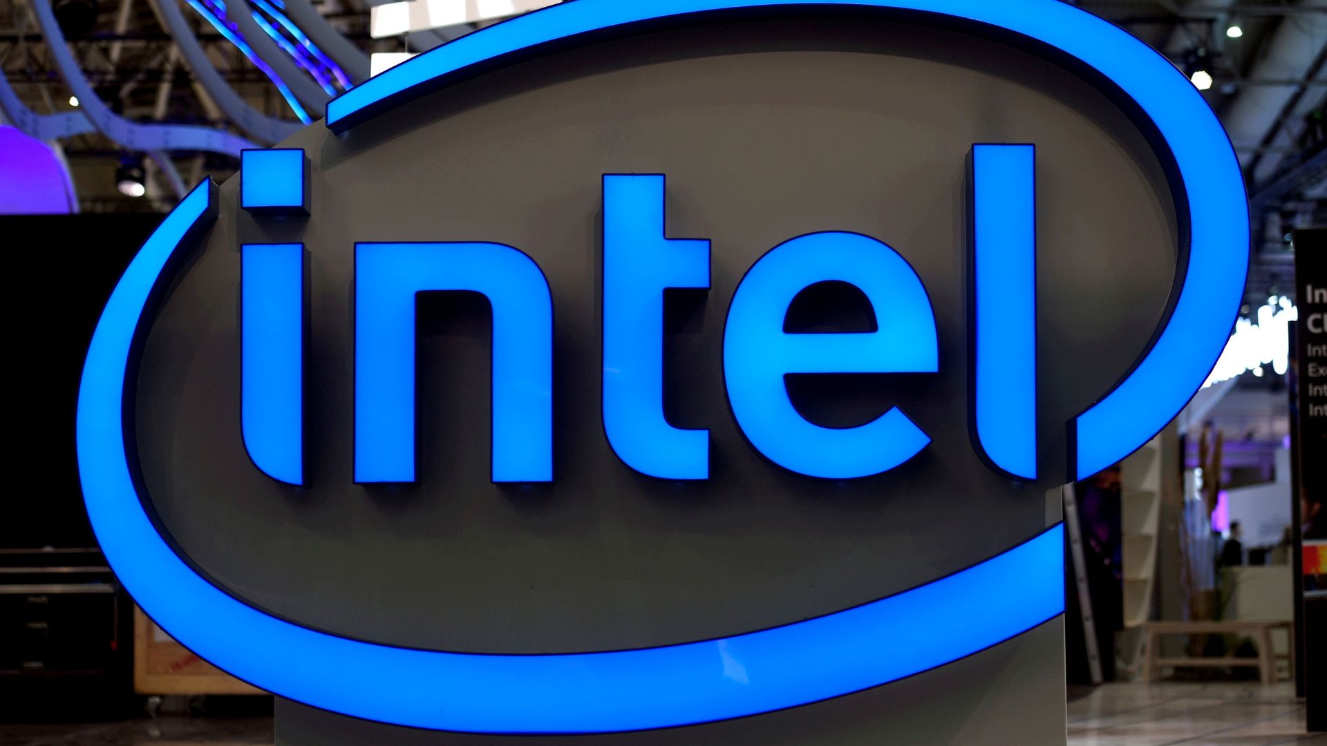 Intel's logo is pictured during preparations at the CeBit computer fair, which will open its doors to the public on March 20, at the fairground in Hanover, Germany, March 19, 2017 Intel's logo is pictured during preparations at the CeBit computer fair, which will open its doors to the public on March 20, at the fairground in Hanover, Germany, March 19, 2017 - Sputnik International, 1920, 01.06.2021