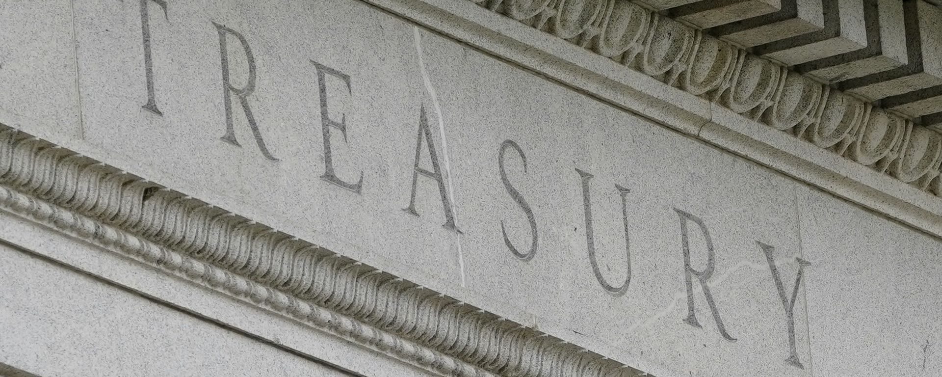 This May 4, 2021 file photo shows the Treasury Building in Washington This May 4, 2021 file photo shows the Treasury Building in Washington - Sputnik International, 1920, 03.09.2021