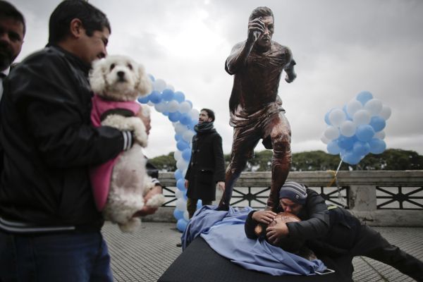 Sport Stars From Artistic Angles: Monuments to Famous Athletes Around the World Sport Stars From Artistic Angles: Monuments to Famous Athletes Around the World - Sputnik International