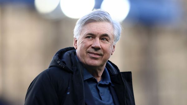 Soccer Football - Premier League - Everton v Wolverhampton Wanderers - Goodison Park, Liverpool, Britain - May 19, 2021 Everton manager Carlo Ancelotti during a lap of appreciation after the match, as a limited number of fans are permitted at outdoor sports venues - Sputnik International