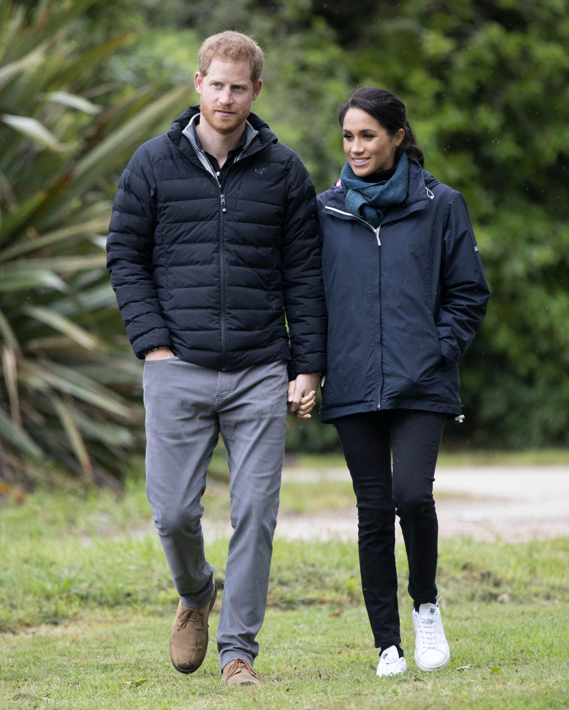 Meghan Markle's Anonymous Relative Attacks Duchess: 'We're Clearly in Different Social Classes' Meghan Markle's Anonymous Relative Attacks Duchess: 'We're Clearly in Different Social Classes' - Sputnik International, 1920, 10.06.2021