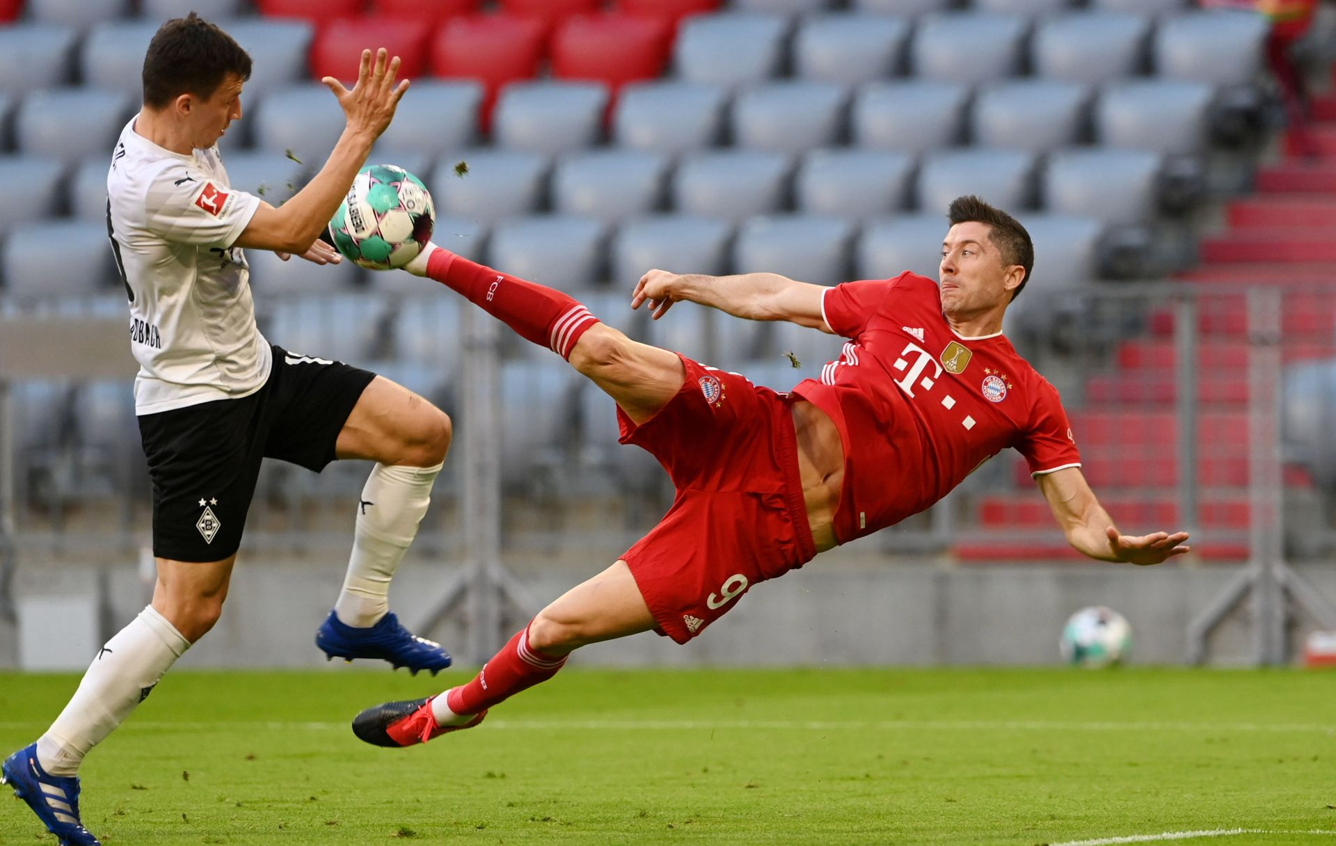 What Makes Robert Lewandowski World’s Best Striker in Football? What Makes Robert Lewandowski World’s Best Striker in Football? - Sputnik International, 1920, 02.06.2021
