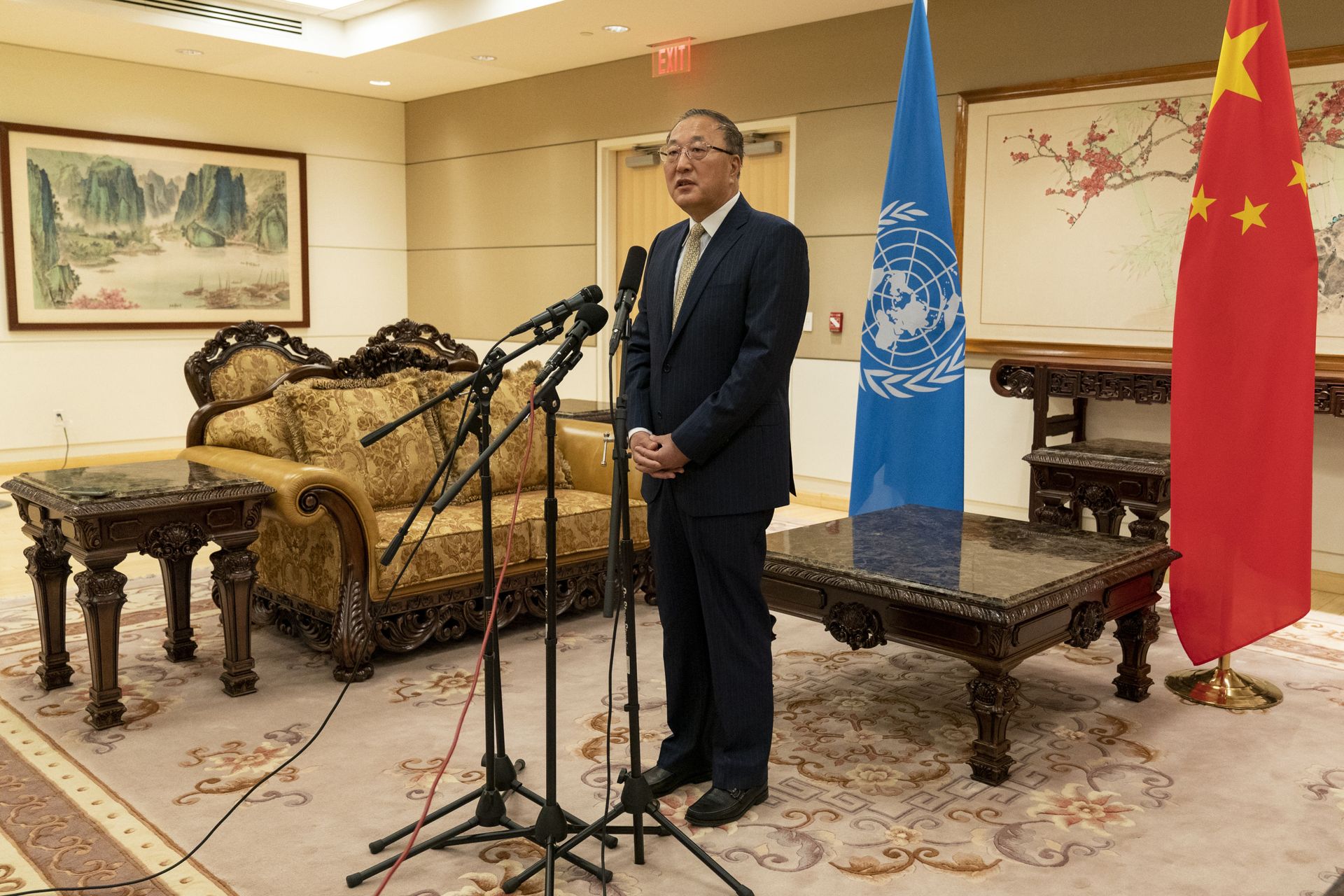 UN Representatives Declare Crippling Sanctions Have Caused Human Rights Violations Amid Pandemic UN Representatives Declare Crippling Sanctions Have Caused Human Rights Violations Amid Pandemic - Sputnik International, 1920, 04.06.2021
