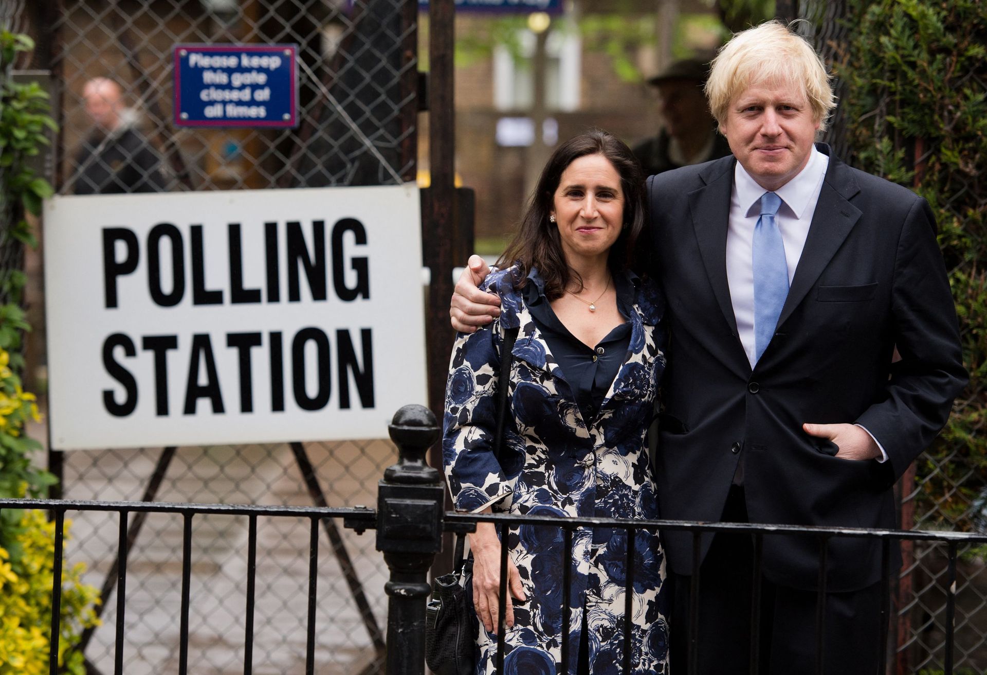 London Mayor Boris Johnson (R) stands with his wife Marina Wheeler (L) after casting his vote in the local elections London Mayor Boris Johnson (R) stands with his wife Marina Wheeler (L) after casting his vote in the local elections - Sputnik International, 1920, 09.12.2021