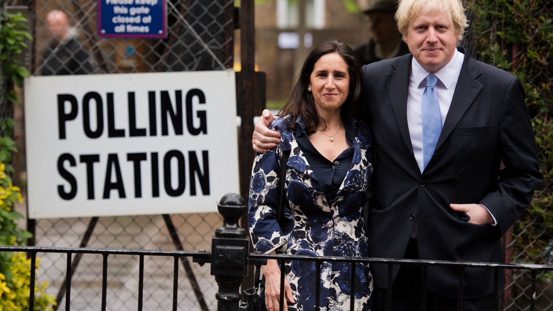London Mayor Boris Johnson (R) stands with his wife Marina Wheeler (L) after casting his vote in the local elections London Mayor Boris Johnson (R) stands with his wife Marina Wheeler (L) after casting his vote in the local elections - Sputnik International, 1920, 04.06.2021