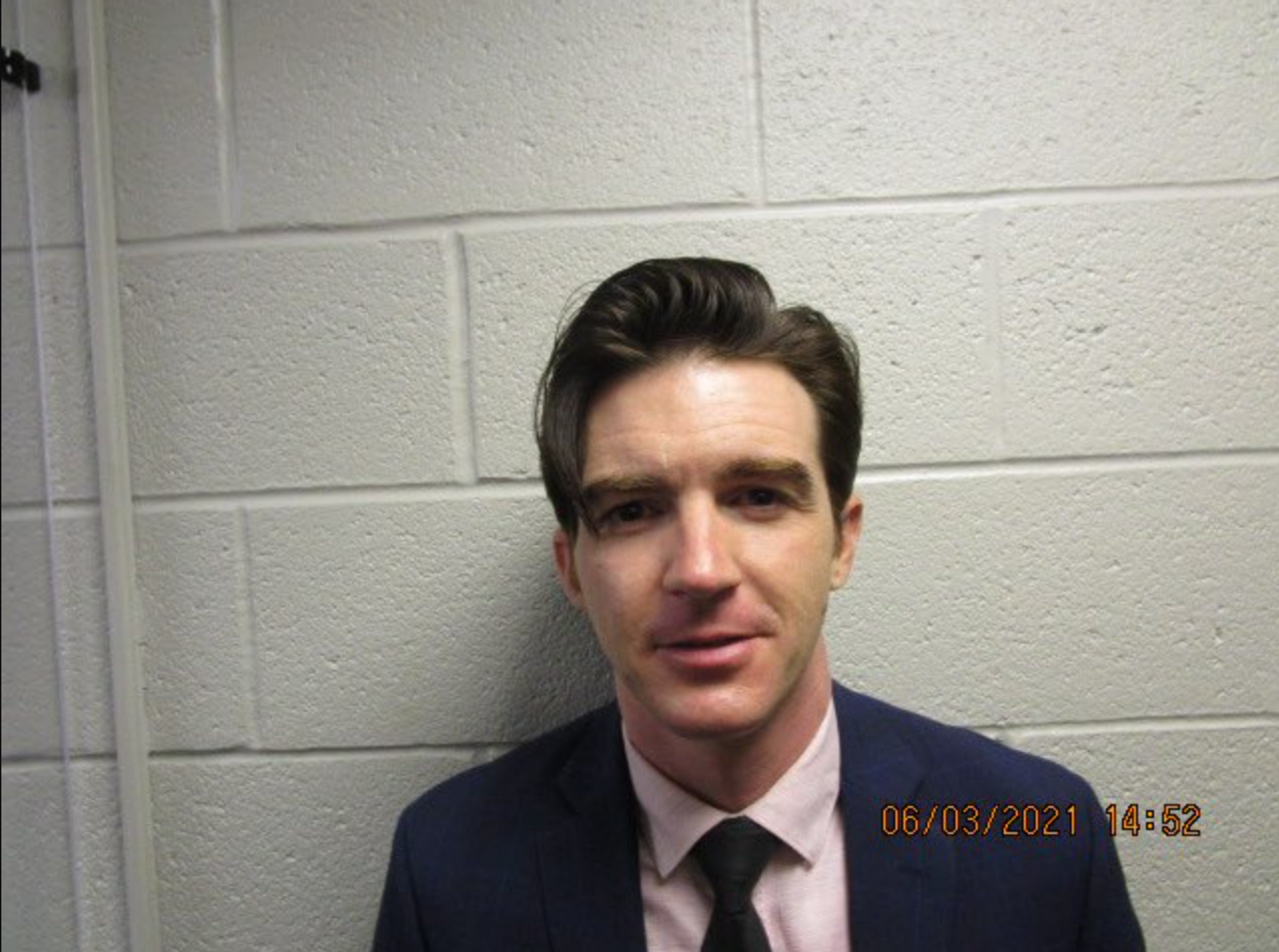 Former Nickelodeon Star Drake Bell Pleads Guilty to Felony Attempted Endangerment of a Child Former Nickelodeon Star Drake Bell Pleads Guilty to Felony Attempted Endangerment of a Child - Sputnik International, 1920, 24.06.2021