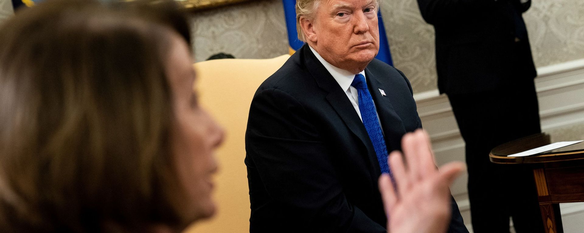 US President Donald Trump (R) listens while presumptive Speaker, House Minority Leader Nancy Pelosi (D-CA) makes a statement to the press before a meeting at the White House December 11, 2018 in Washington, DC - Sputnik International, 1920, 01.08.2022