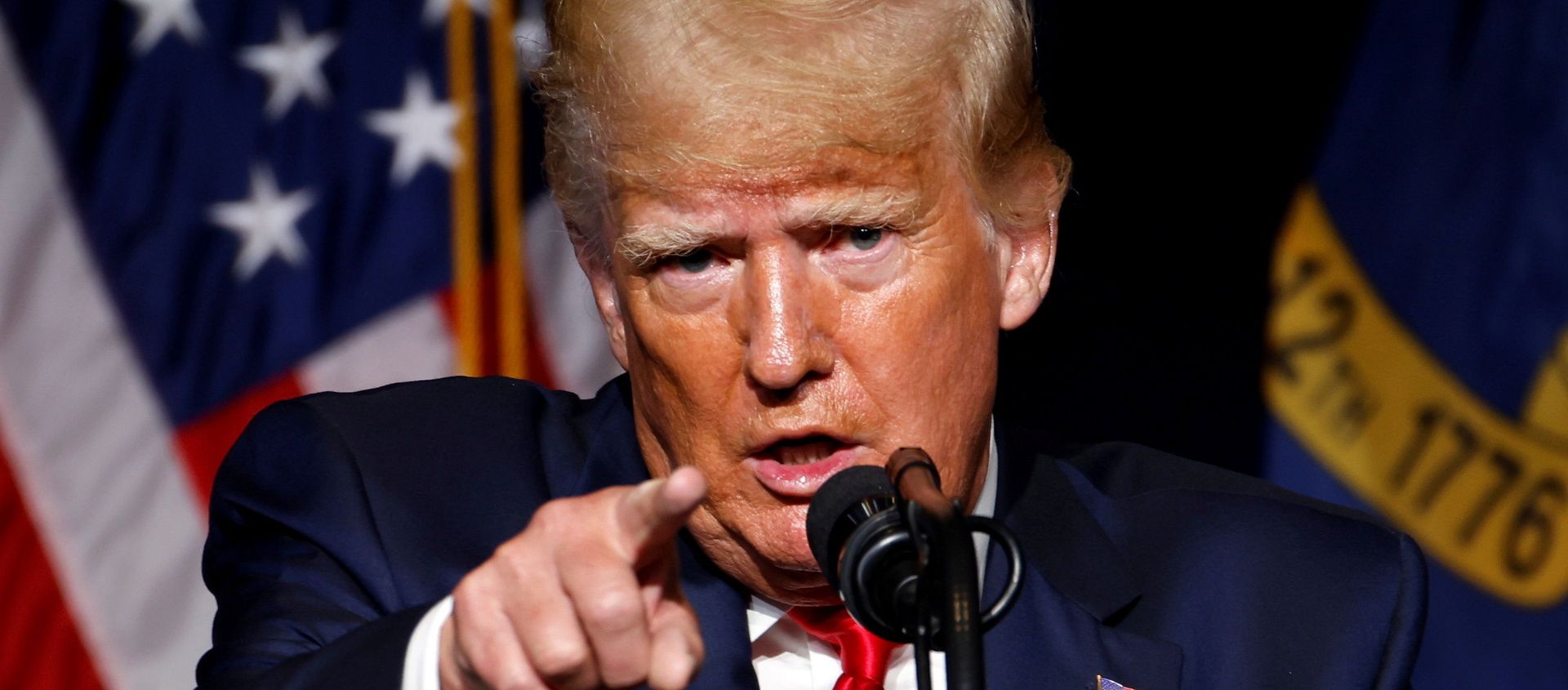 Former U.S. President Donald Trump points at the media while speaking at the North Carolina GOP convention dinner in Greenville, North Carolina, U.S. June 5, 2021. Former U.S. President Donald Trump points at the media while speaking at the North Carolina GOP convention dinner in Greenville, North Carolina, U.S. June 5, 2021. - Sputnik International, 1920, 06.06.2021
