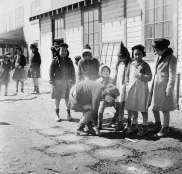'Cultural Genocide': Looking Back at Canada's Indigenous Residential Schools - Sputnik International
