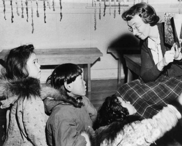 'Cultural Genocide': Looking Back at Canada's Indigenous Residential Schools - Sputnik International