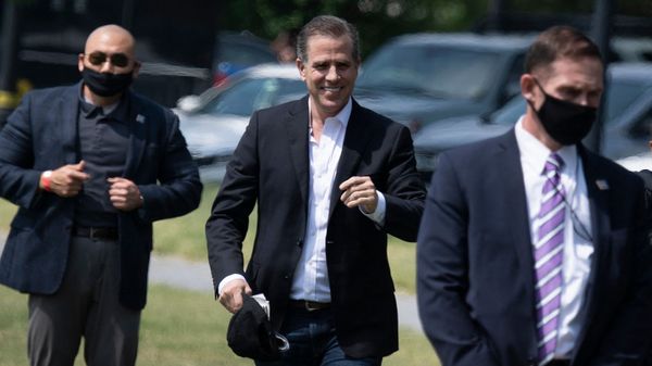 Hunter Biden walks to Marine One on the Ellipse outside the White House May 22, 2021, in Washington, DC. - Sputnik International