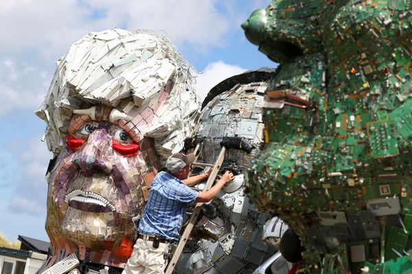 'Mount Recyclemore': Artist Sculpts G7 Leaders Out of Scrap Metal - Sputnik International