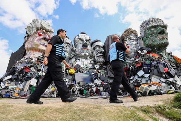 'Mount Recyclemore': Artist Sculpts G7 Leaders Out of Scrap Metal - Sputnik International