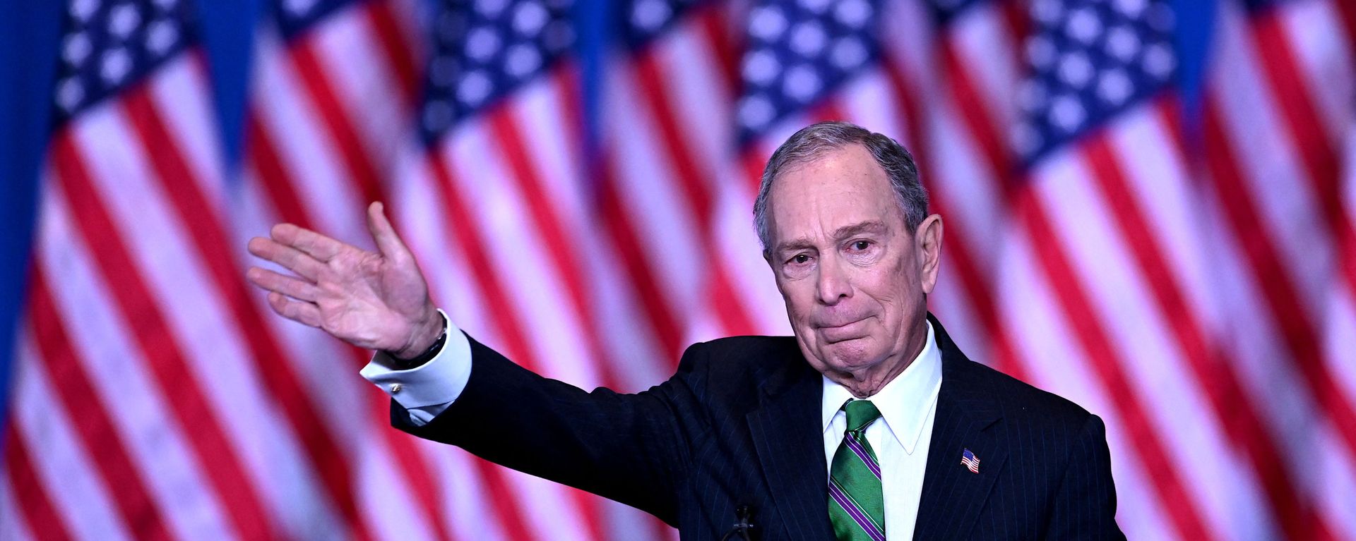 Former democratic presidential candidate and former New York City mayor Mike Bloomberg speaks to supporters and staff on March 4, 2020 in New York City. Former democratic presidential candidate and former New York City mayor Mike Bloomberg speaks to supporters and staff on March 4, 2020 in New York City. - Sputnik International, 1920, 10.06.2021