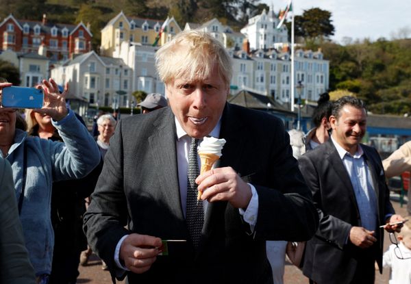 Ice Cream Mood: Politicians and Celebrities Eating One of the Most Popular Desserts Ever Ice Cream Mood: Politicians and Celebrities Eating One of the Most Popular Desserts Ever - Sputnik International
