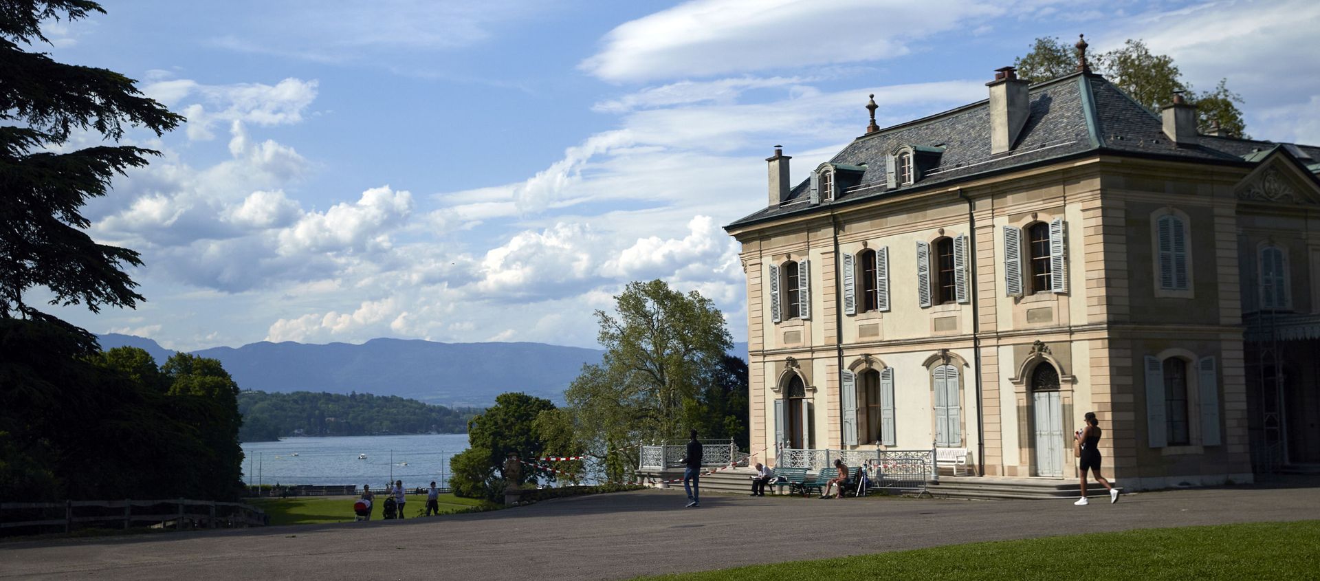 The Villa La Grange is pictured with Lake Leman in the background, ahead of the June 16 summit between U.S. President Joe Biden and Russian President Vladimir Putin in Geneva, Switzerland, June 4, 2021 - Sputnik International, 1920