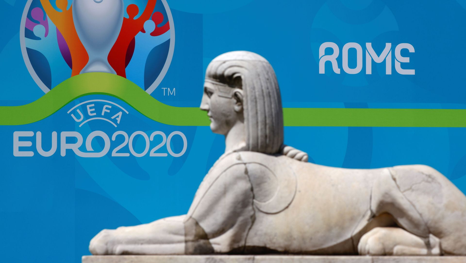 Логотип УЕФА ЕВРО-2020 в Риме Логотип УЕФА ЕВРО-2020 в Риме - Sputnik International, 1920, 02.07.2021