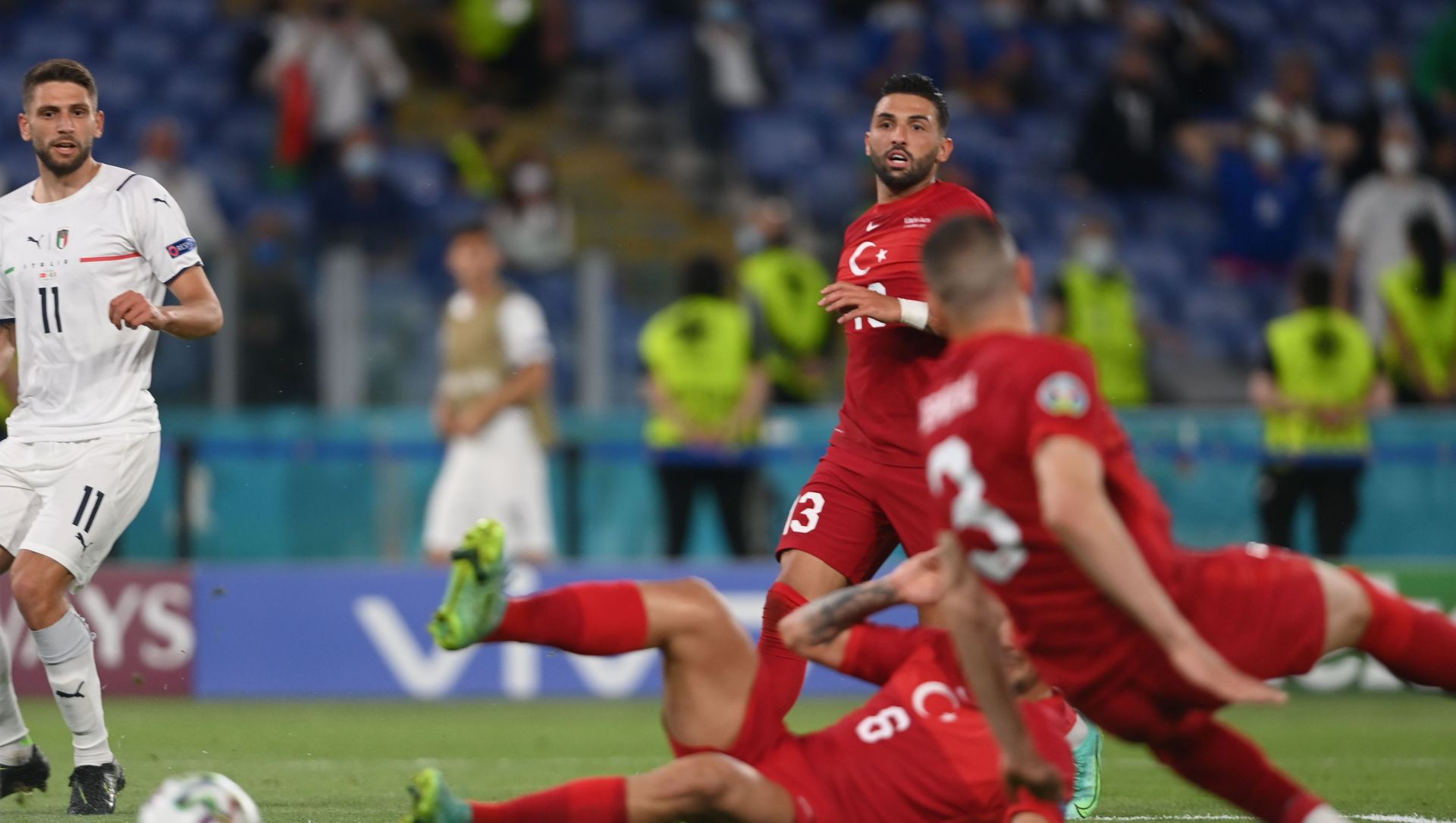 Turkey's Umut Meras looks on at Merih Demiral scores an own goal Turkey's Umut Meras looks on at Merih Demiral scores an own goal - Sputnik International, 1920, 11.06.2021