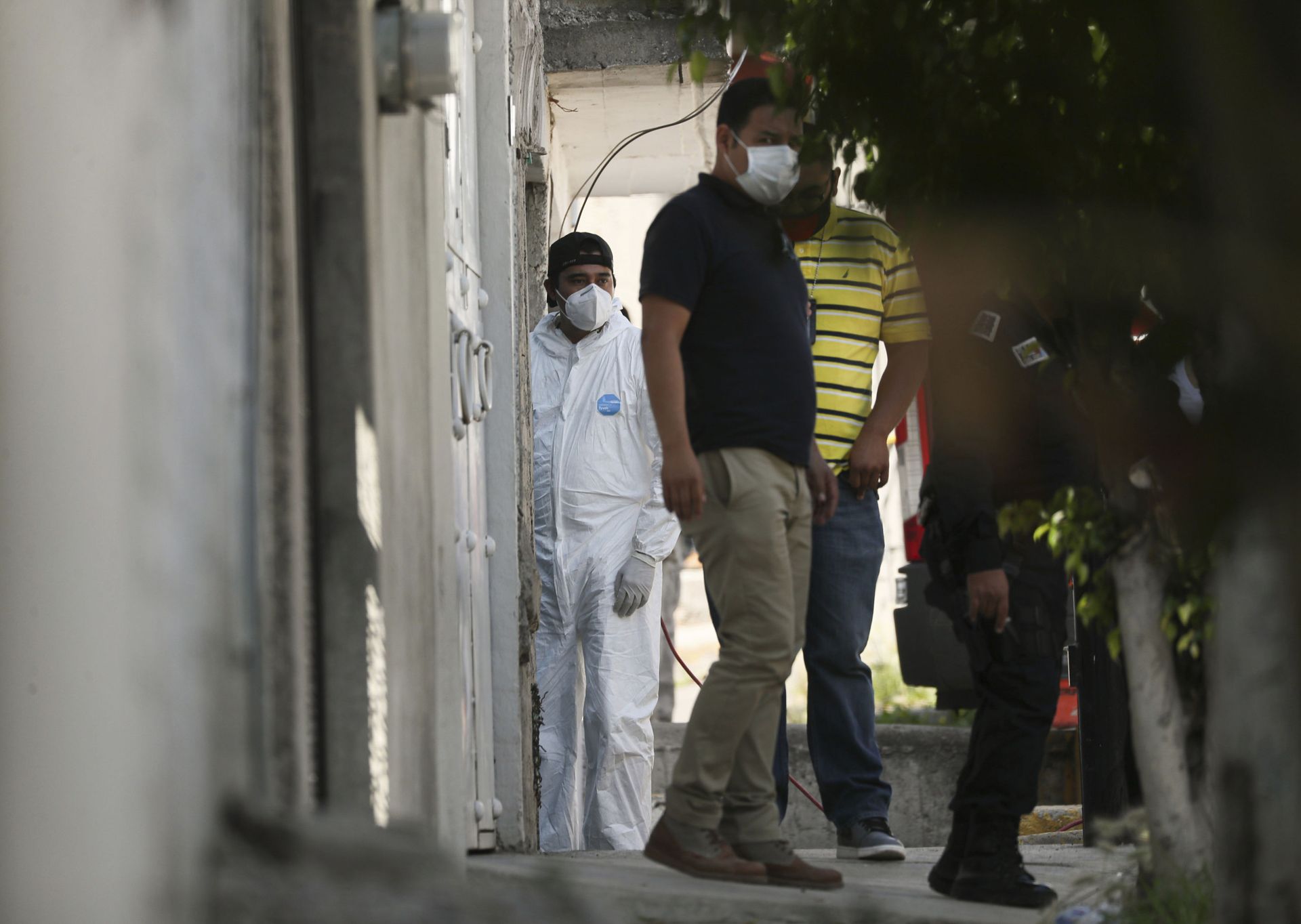 Mexican Authorities Unearth Remains of 17 Victims Underneath Home of Suspected Serial Killer Mexican Authorities Unearth Remains of 17 Victims Underneath Home of Suspected Serial Killer - Sputnik International, 1920, 14.06.2021