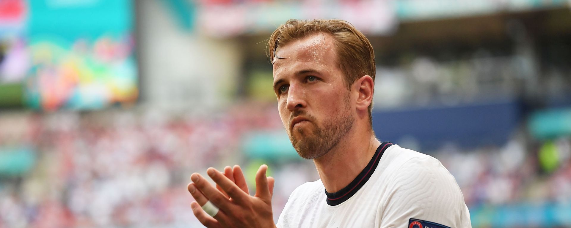 Soccer Football - Euro 2020 - Group D - England v Croatia - Wembley Stadium, London, Britain - June 13, 2021 England's Harry Kane applauds fans as he is substituted off - Sputnik International, 1920, 15.06.2021