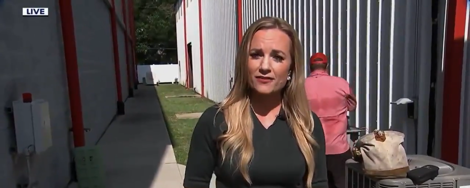 Screenshot from a video of live reporting by Ivory Hecker, a former Fox 26 journalist, who claims that the network was muzzling her reporting, while accusing the media outlet of censorship - Sputnik International, 1920, 16.06.2021