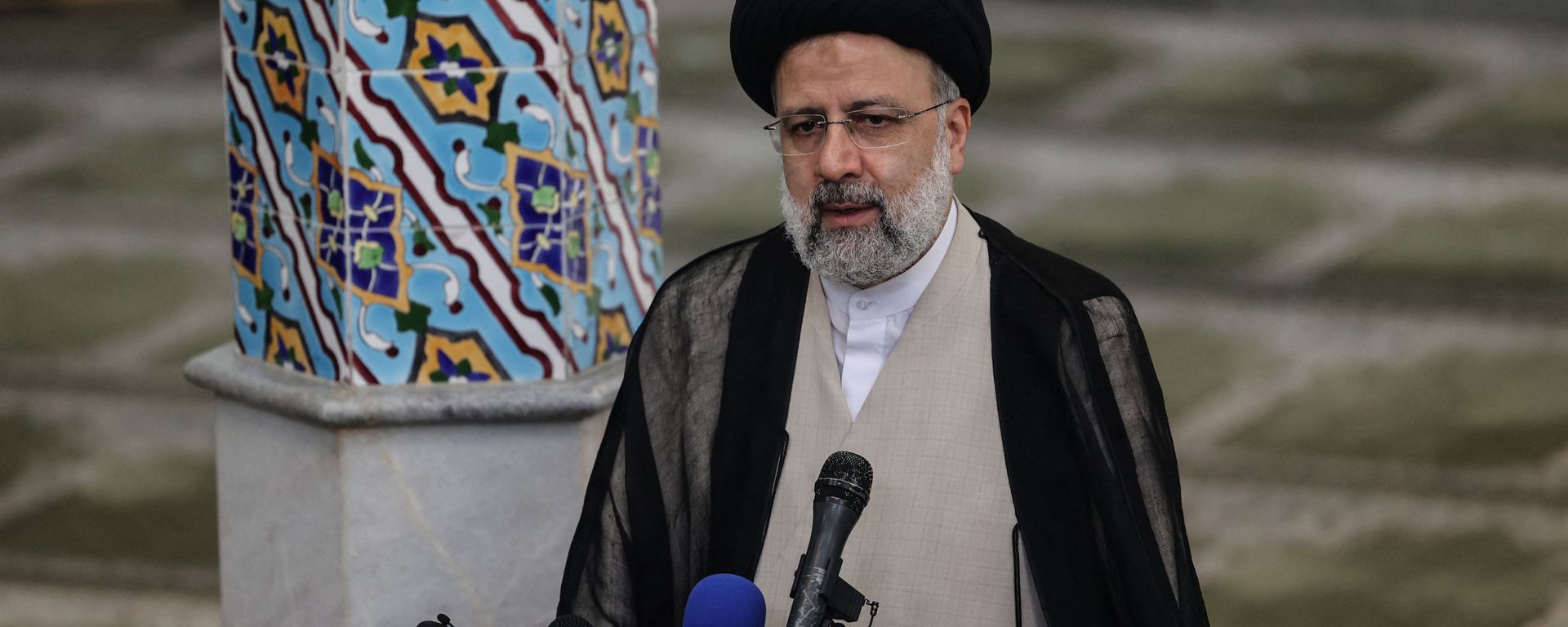 Ebrahim Raisi gives a news conference after voting in the presidential election, at a polling station in the capital Tehran, on June 18, 2021. - Raisi on June 19 declared the winner of a presidential election, a widely anticipated result after many political heavyweights were barred from running. - Sputnik International, 1920, 21.06.2021