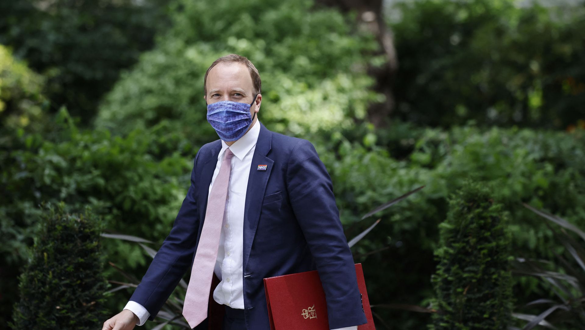 Britain's Health Secretary Matt Hancock walks along Downing Street in central London on June 15, 2021 Britain's Health Secretary Matt Hancock walks along Downing Street in central London on June 15, 2021 - Sputnik International, 1920, 20.06.2021