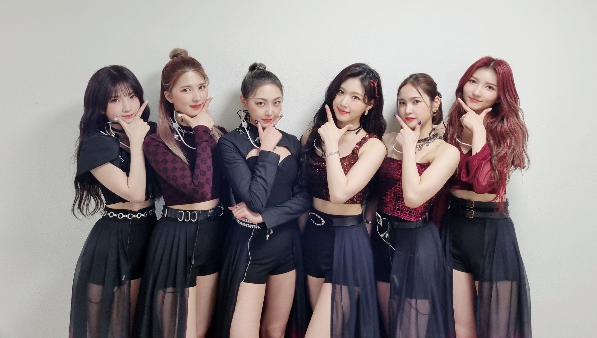 Oh, MAMA! Get Ready to Be Surprised by Bling Bling's Latest Comeback Oh, MAMA! Get Ready to Be Surprised by Bling Bling's Latest Comeback - Sputnik International, 1920, 20.06.2021