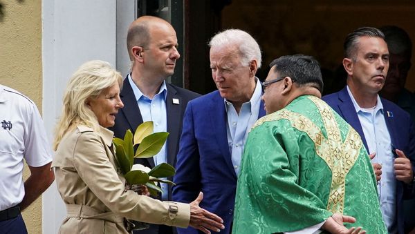 U.S. President Biden departs outside St. Joseph on the Brandywine Catholic Church, in Wilmington, Delaware - Sputnik International
