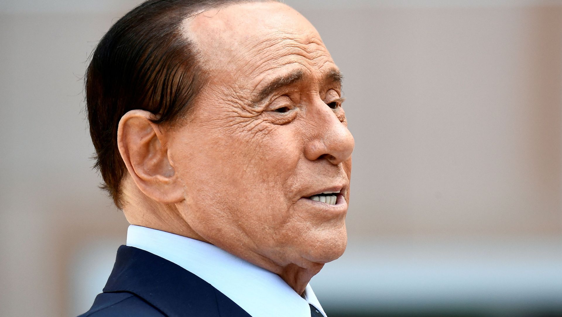Former Italian Prime Minister Silvio Berlusconi speaks to the media as he leaves San Raffaele hospital in Milan, Italy, September 14, 2020. Former Italian Prime Minister Silvio Berlusconi speaks to the media as he leaves San Raffaele hospital in Milan, Italy, September 14, 2020. - Sputnik International, 1920, 21.06.2021