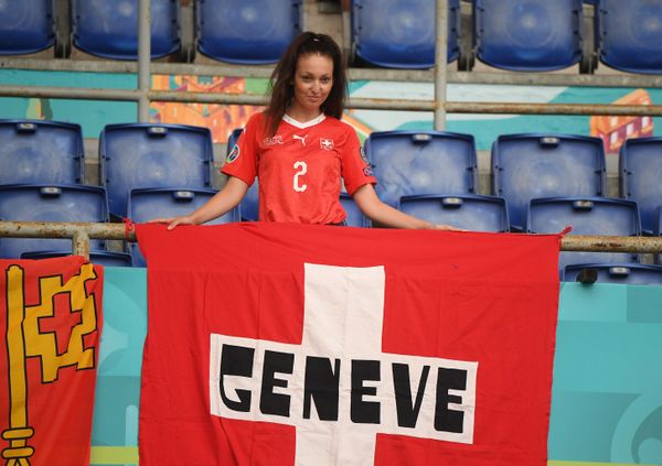 Gorgeous Female Fans Cheer National Teams at EURO 2020 Gorgeous Female Fans Cheer National Teams at EURO 2020 - Sputnik International