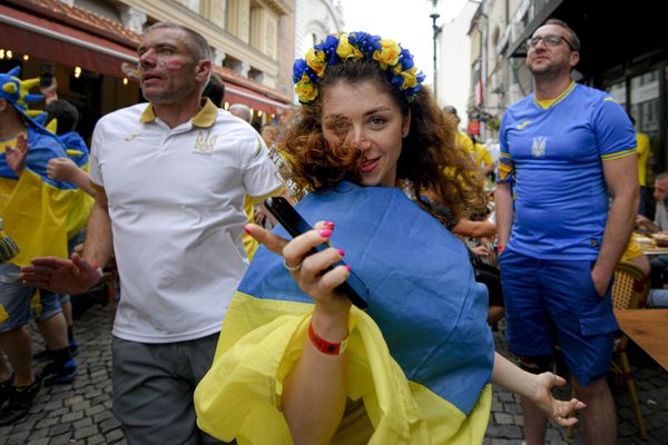 Gorgeous Female Fans Cheer National Teams at EURO 2020 Gorgeous Female Fans Cheer National Teams at EURO 2020 - Sputnik International