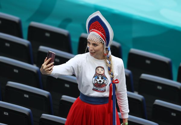 Gorgeous Female Fans Cheer National Teams at EURO 2020 Gorgeous Female Fans Cheer National Teams at EURO 2020 - Sputnik International