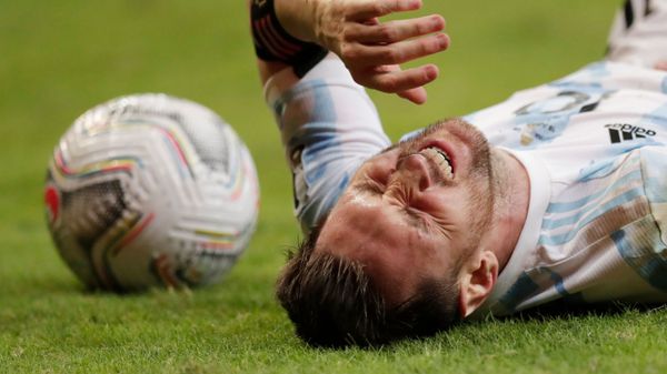 Soccer Football - Copa America 2021 - Group A - Argentina v Uruguay - Estadio Mane Garrincha, Brasilia, Brazil - June 18, 2021 Argentina's Lionel Messi reacts after sustaining an injury Soccer Football - Copa America 2021 - Group A - Argentina v Uruguay - Estadio Mane Garrincha, Brasilia, Brazil - June 18, 2021 Argentina's Lionel Messi reacts after sustaining an injury - Sputnik International
