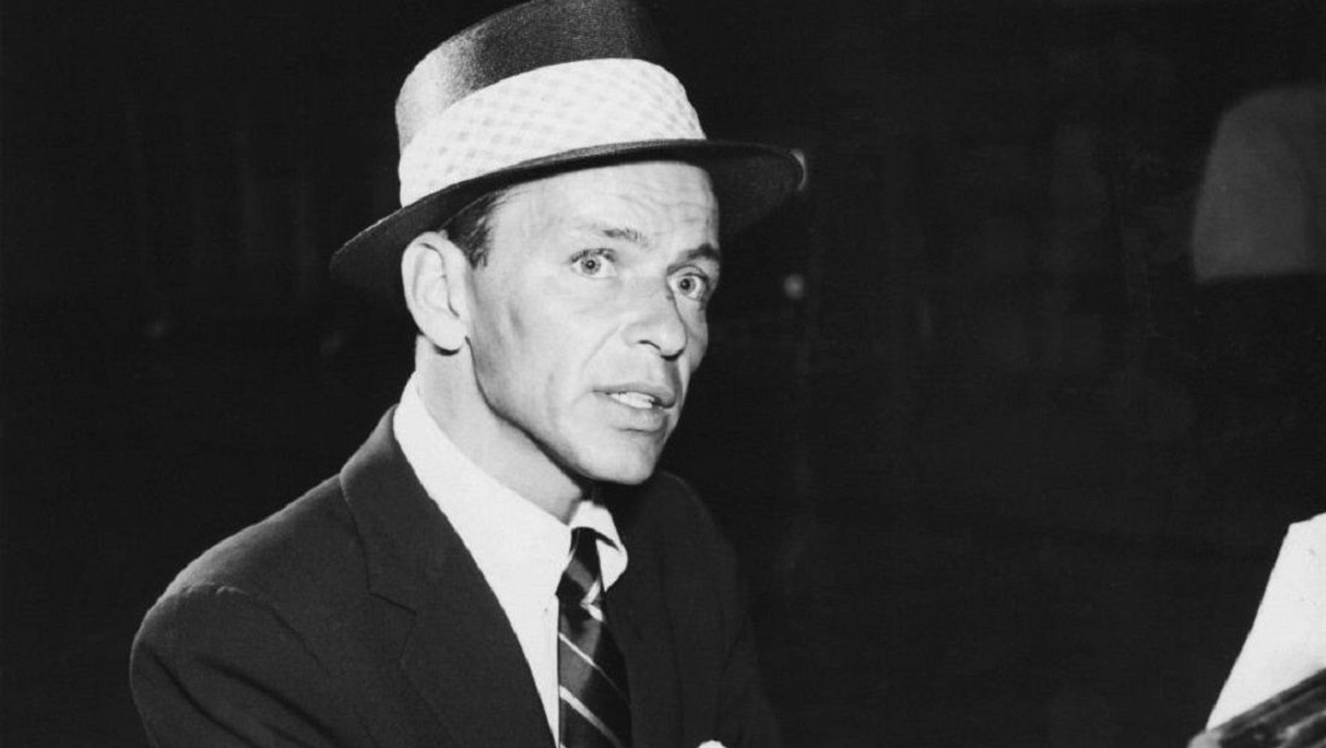 Photo of Frank Sinatra in the role of the Stage Manager for a television production of ‘’Our Town’’ in 1955, which was presented on ‘’Producers’ Showcase’’. Photo of Frank Sinatra in the role of the Stage Manager for a television production of ‘’Our Town’’ in 1955, which was presented on ‘’Producers’ Showcase’’. - Sputnik International, 1920, 26.06.2021