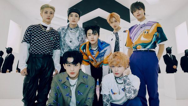 'Hello Future': K-Pop Band NCT Dream Brings Hippie Vibes in Latest MV Teaser - Sputnik International
