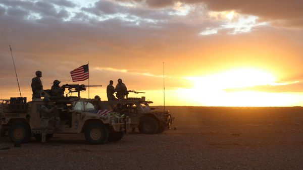 Members of 5th Special Forces Group (A) conducting 50. Cal Weapons training during counter ISIS operations at Al Tanf Garrison in southern Syria on November 22, 2017. - Sputnik International