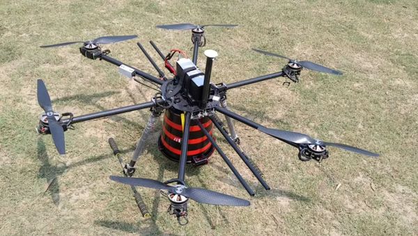 Indigenous Drone Equipped with Multipurpose Air-Drop System, Developed by Indian Scientist Milind Raj - Sputnik International