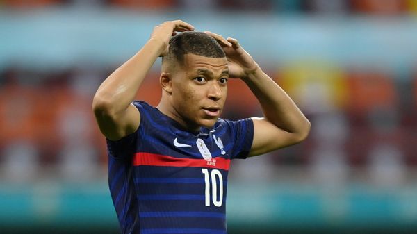 Soccer Football - Euro 2020 - Round of 16 - France v Switzerland - National Arena Bucharest, Bucharest, Romania - June 29, 2021   France's Kylian Mbappe reacts after his shot is saved by Switzerland's Yann Sommer during the penalty shoot-out  - Sputnik International