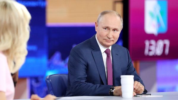 Russia Putin Direct Line - Sputnik International
