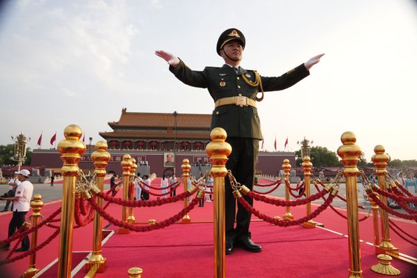 Military orchestra is setting the rhythm for the celebrations.   - Sputnik International