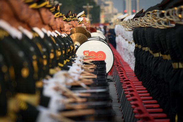 Military band's percussionists are standing still.  - Sputnik International