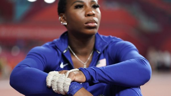 Gwen Berry, of the United States, waits for the women's hammer throw final to begin at the World Athletics Championships in Doha, Qatar, Saturday, Sept. 28, 2019 - Sputnik International