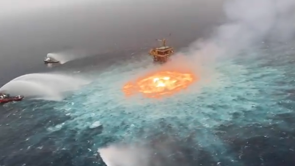 Screenshot from a video showing waters of the Gulf of Mexico engulfed in flames after an offshore Pemex pipeline caught fire - Sputnik International