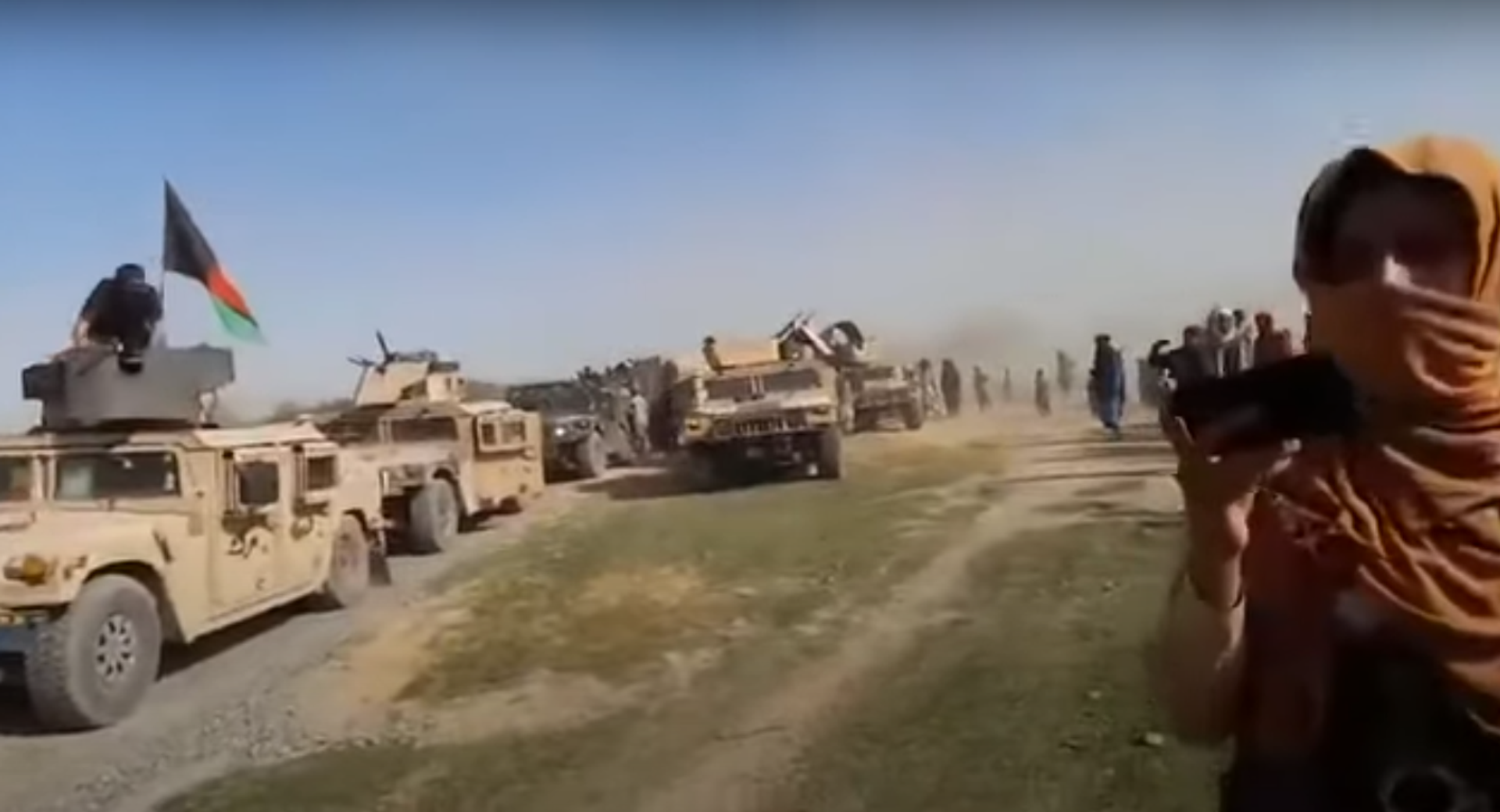 Screenshot appearing to show the surrender of Afghan National Army troops to the Taliban, June 2021. - Sputnik International, 1920, 07.09.2021