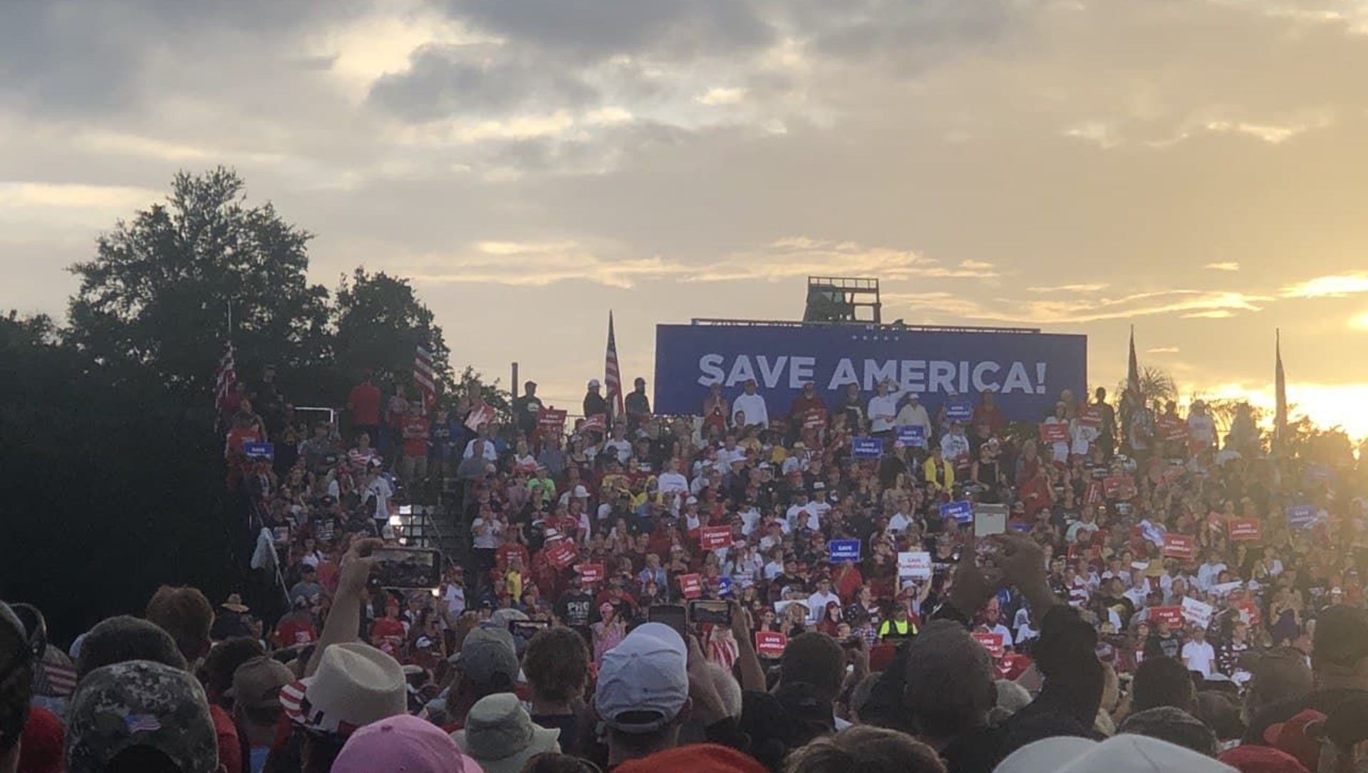 Donald Trump's 'Save America' campaign-style rally in Sarasota, Florida, 3 June, 2021 Donald Trump's 'Save America' campaign-style rally in Sarasota, Florida, 3 June, 2021 - Sputnik International, 1920, 04.07.2021