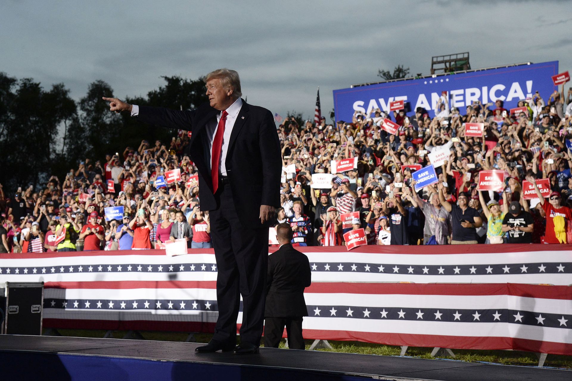 Former President Donald Trump walks on stage during a rally at the Sarasota Fairgrounds Saturday, July 3, 2021, in Sarasota, Fla. Former President Donald Trump walks on stage during a rally at the Sarasota Fairgrounds Saturday, July 3, 2021, in Sarasota, Fla. - Sputnik International, 1920, 07.09.2021