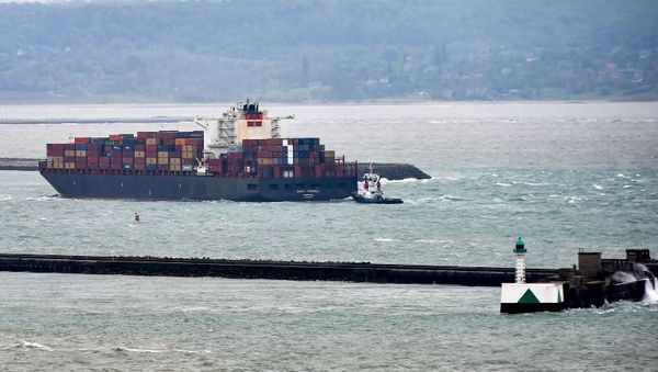 Liberia CSAV Tyndall ship enters Le Havre harbour, northern France, on May 9, 2019 - Sputnik International